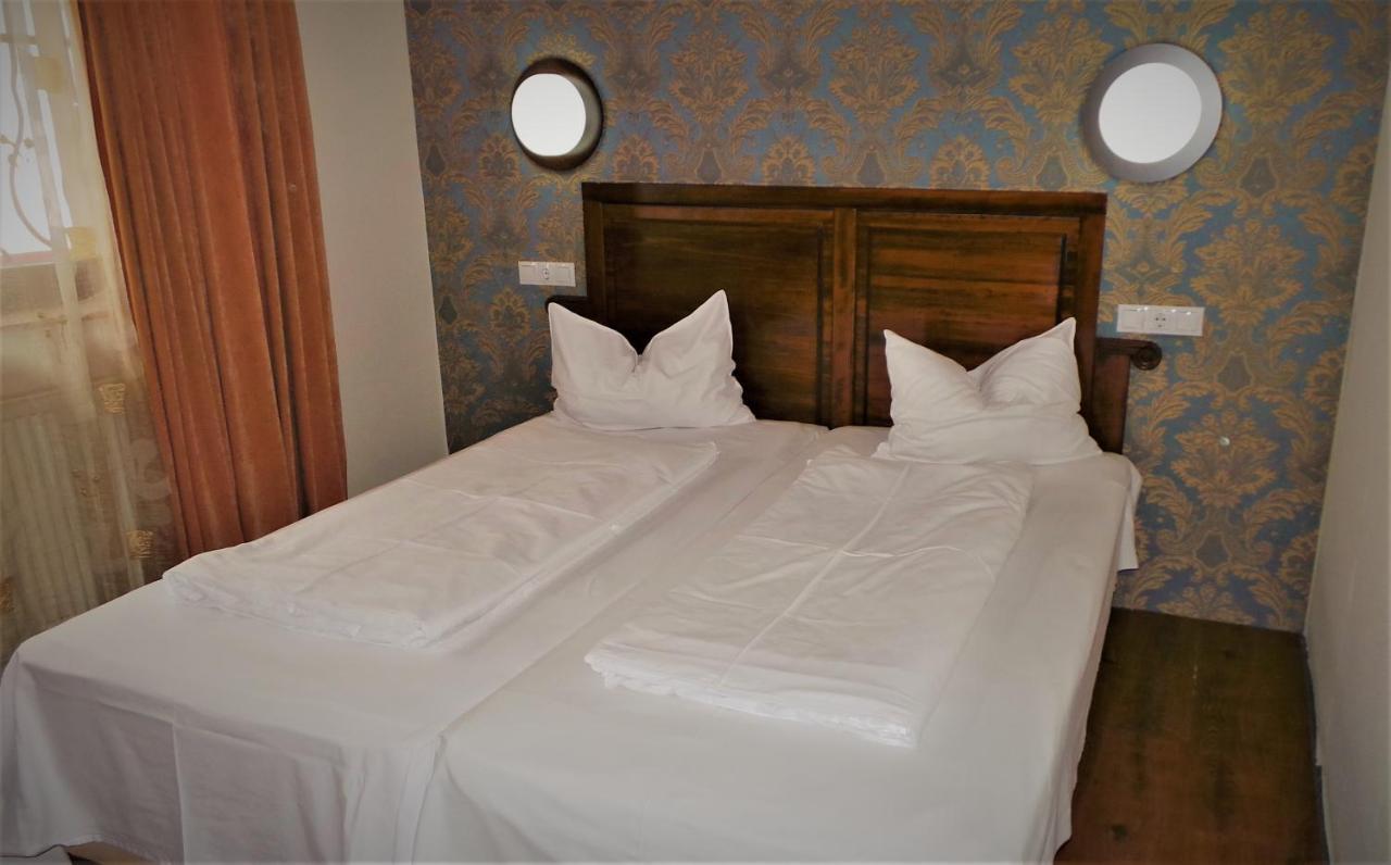 Hotel Sonne Сібіу Екстер'єр фото