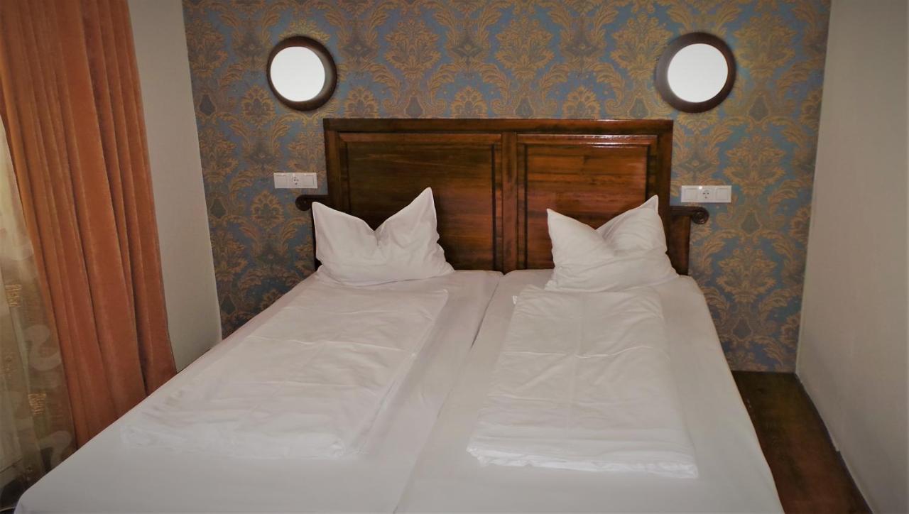 Hotel Sonne Сібіу Екстер'єр фото